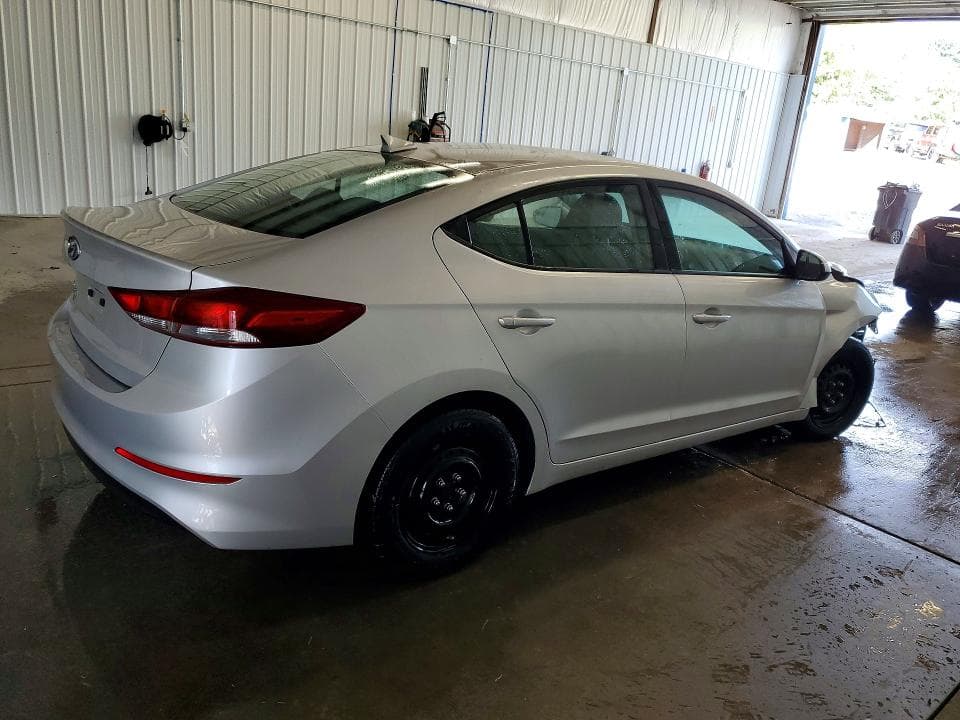 2017 HYUNDAI ELANTRA SE 3