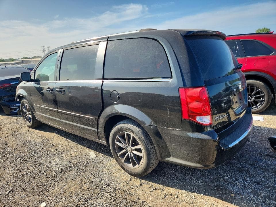 2017 DODGE GRAND CARAVAN SXT 2