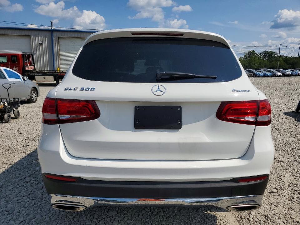 2017 MERCEDES-BENZ GLC 300 4MATIC 6