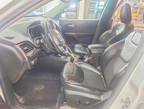 2021 JEEP CHEROKEE LATITUDE PLUS 7