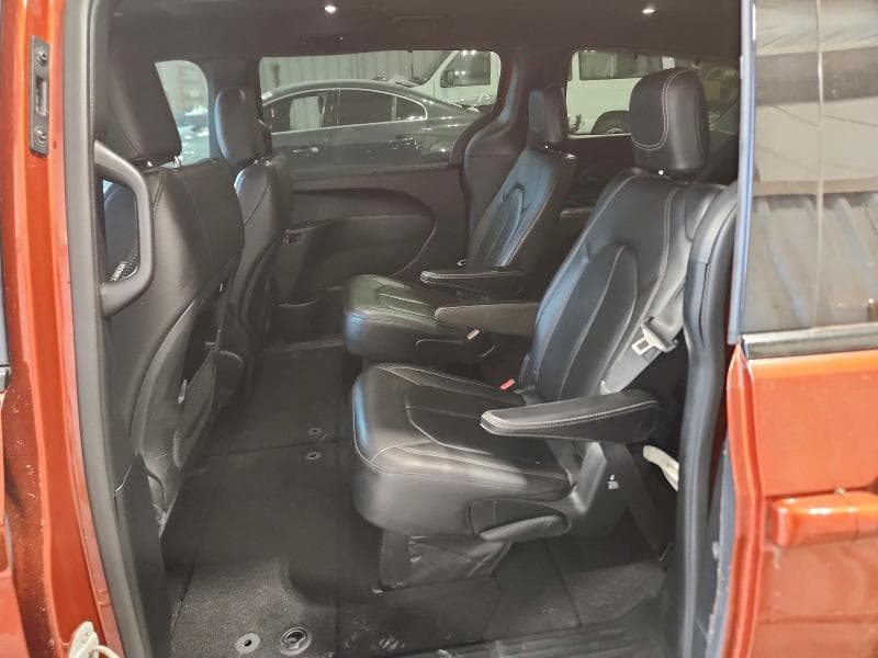 2018 CHRYSLER PACIFICA TOURING L 11