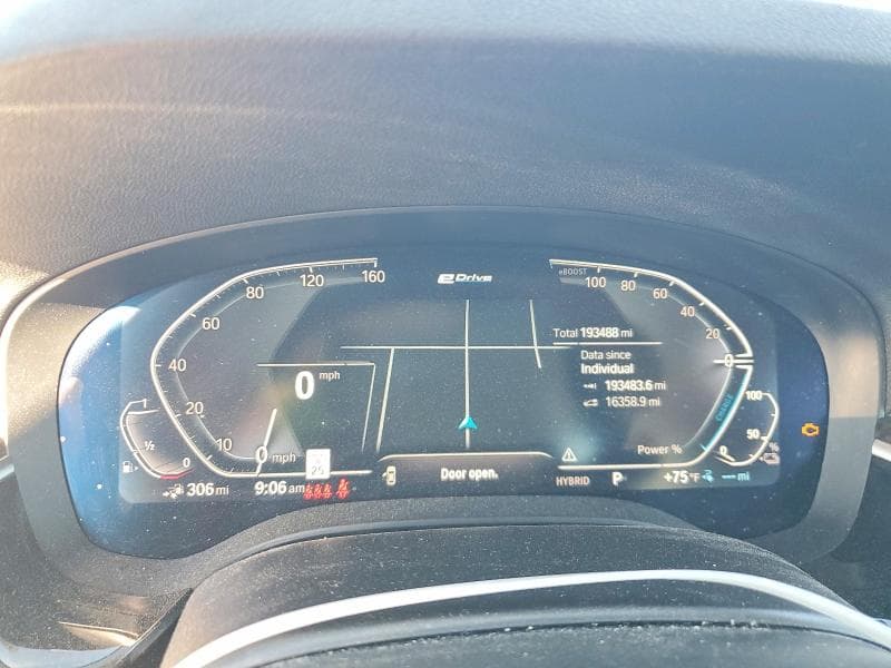 2022 BMW 530XE 9