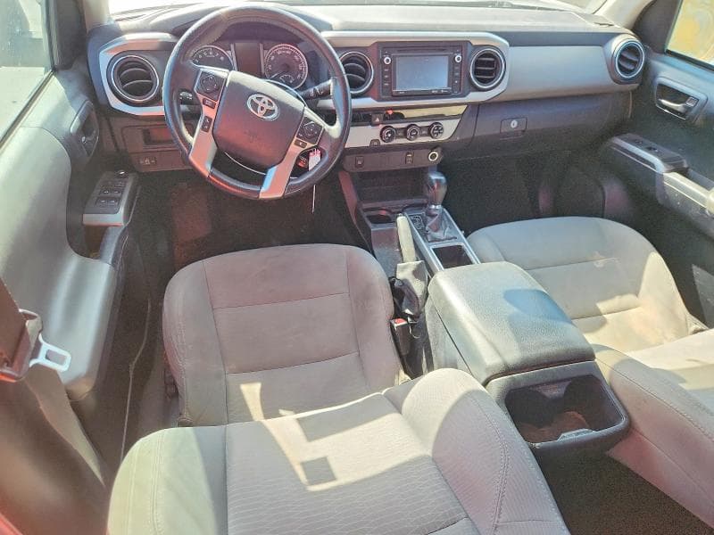 2017 TOYOTA TACOMA SR5 V6 8