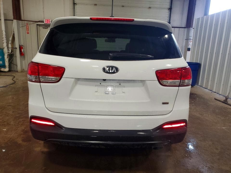 2017 KIA SORENTO LX 6