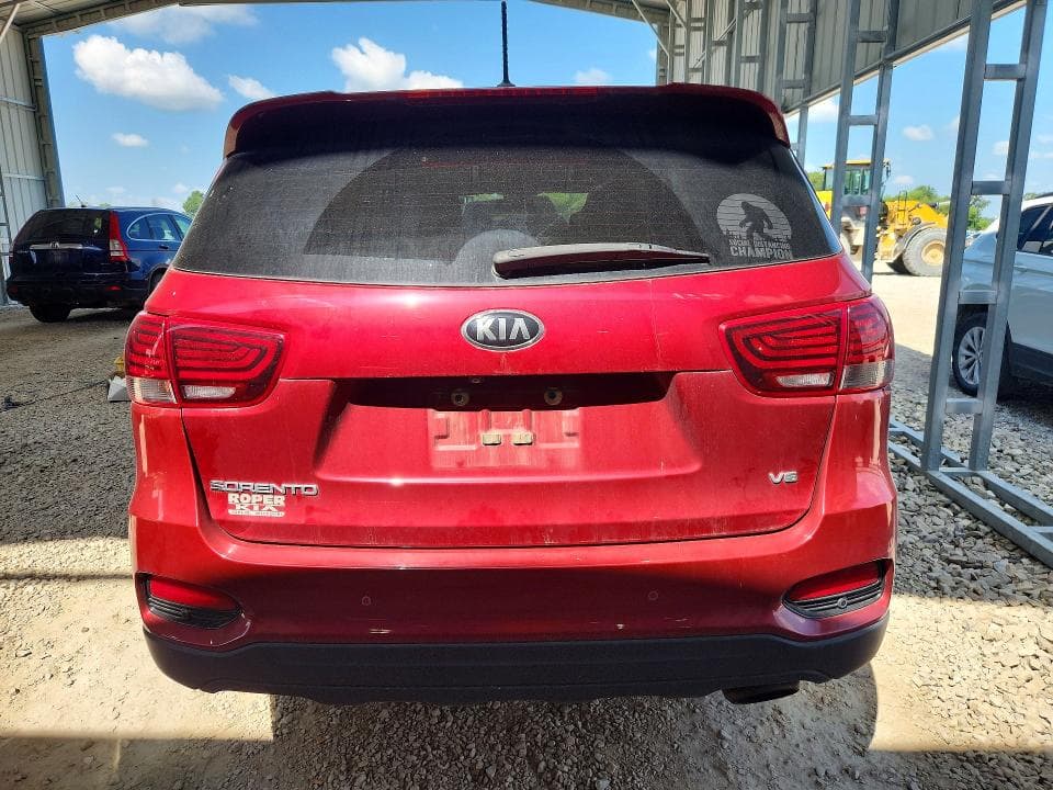 2020 KIA SORENTO S 6