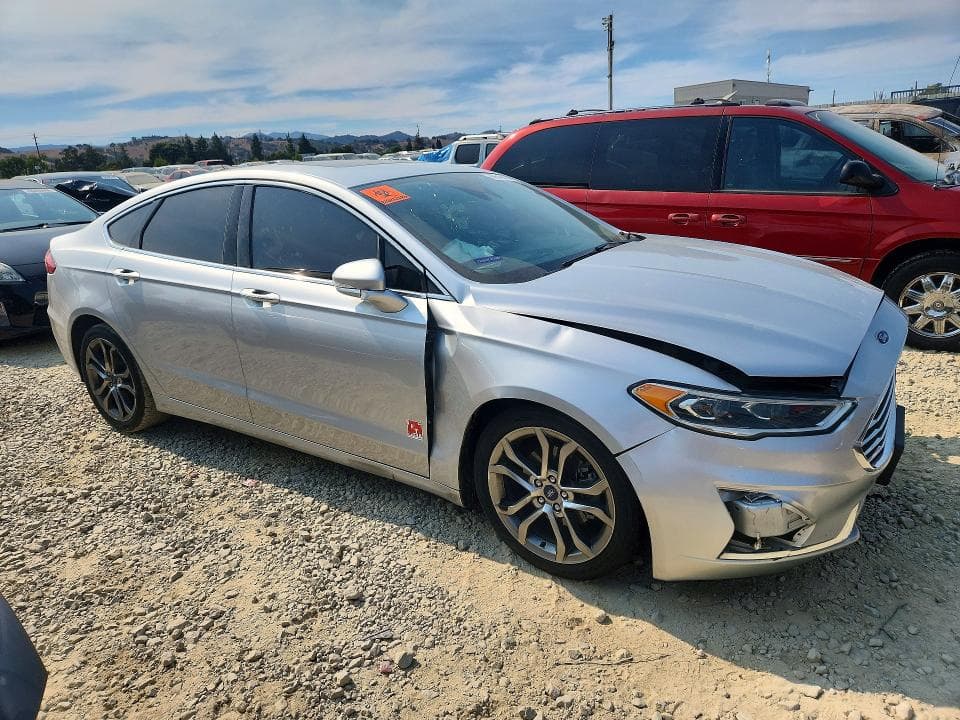 2019 FORD FUSION SEL 4