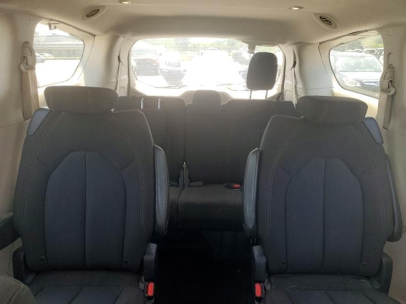 2017 CHRYSLER PACIFICA TOURING 10