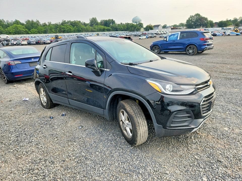 2019 CHEVROLET TRAX 1LT 4