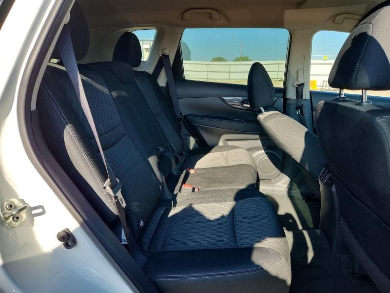 2019 NISSAN ROGUE S 11