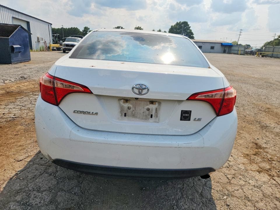 2018 TOYOTA COROLLA LE 6