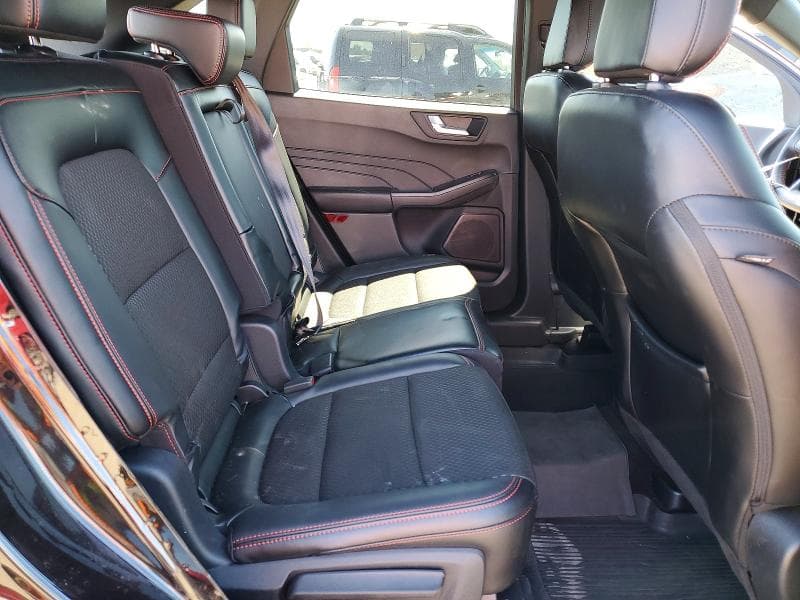 2025 FORD ESCAPE ST LINE 22