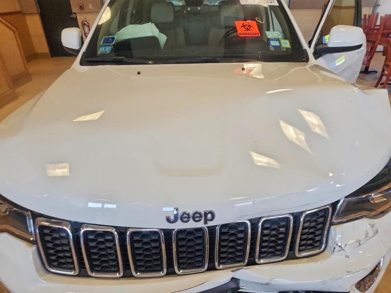 2022 JEEP GRAND CHEROKEE LAREDO E 12