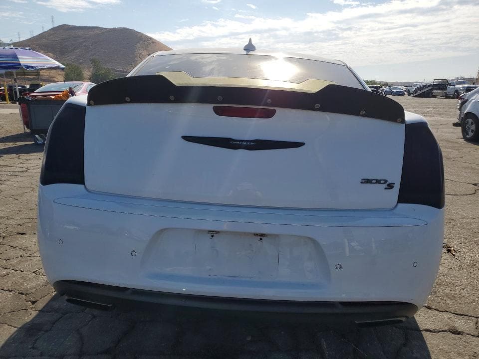 2017 CHRYSLER 300 S 6
