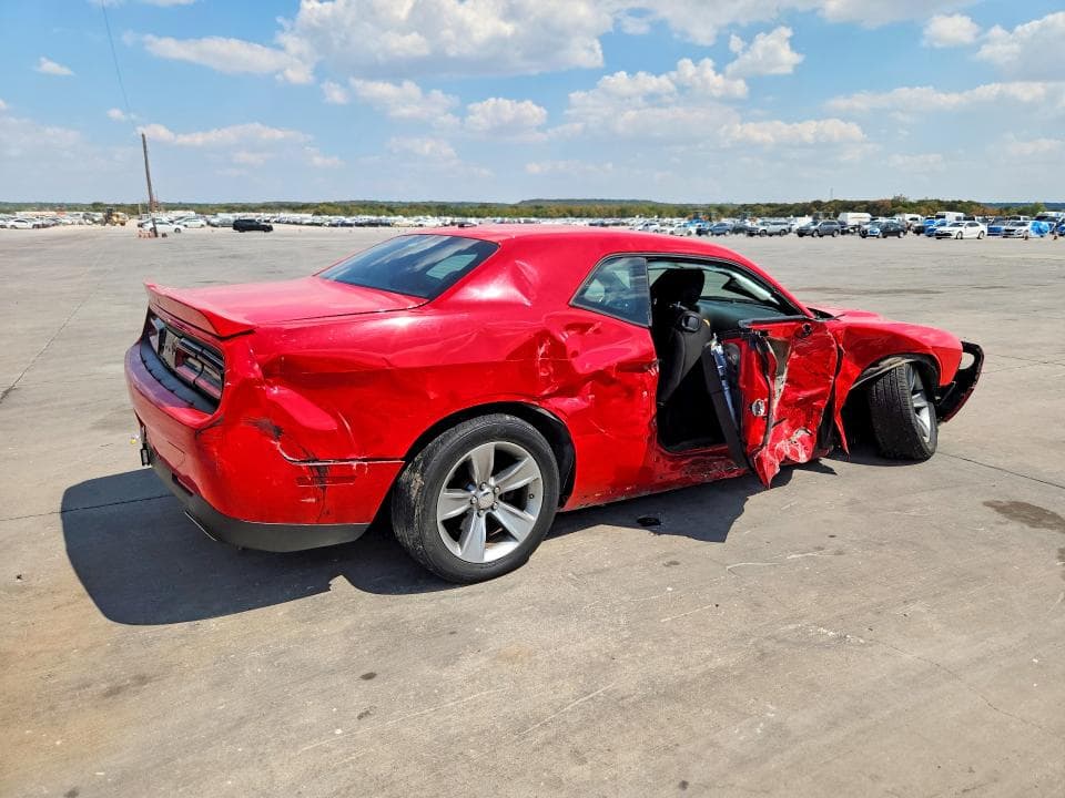 2021 DODGE CHALLENGER SXT 3