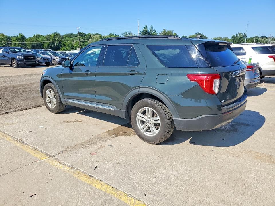 2022 FORD EXPLORER XLT 2