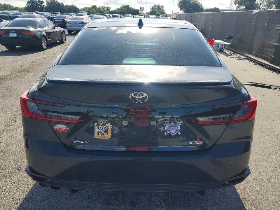 2025 TOYOTA CAMRY XSE 6