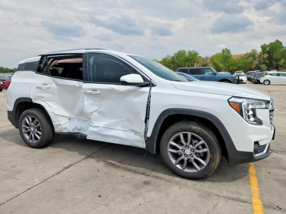 2023 GMC TERRAIN SLT 4