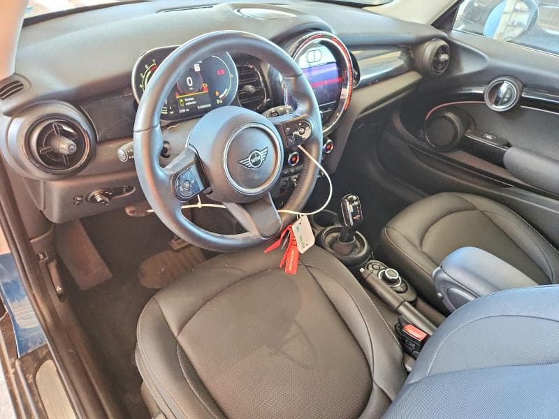 2023 MINI COOPER 8