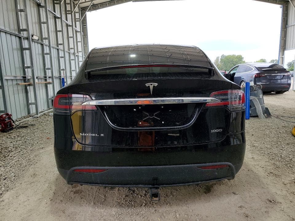 2017 TESLA MODEL X 6