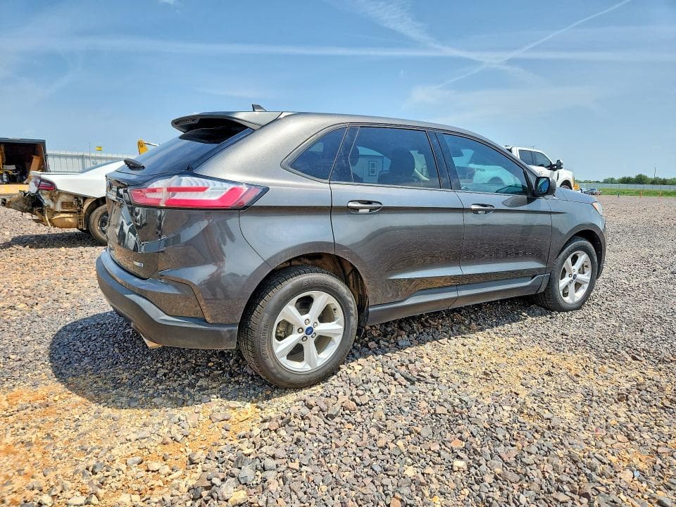 2019 FORD EDGE SE 3