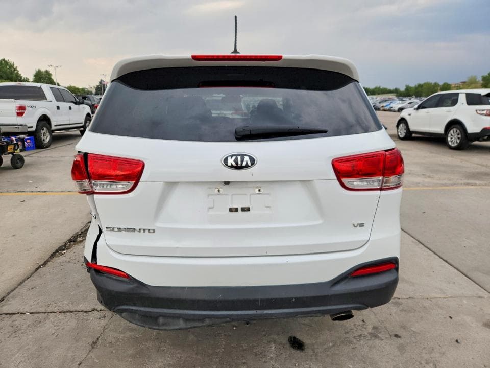 2018 KIA SORENTO LX V6 6