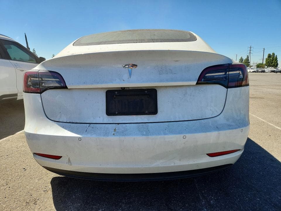 2020 TESLA MODEL 3 6