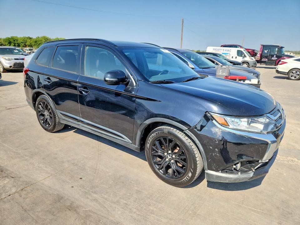 2018 MITSUBISHI OUTLANDER SE 4