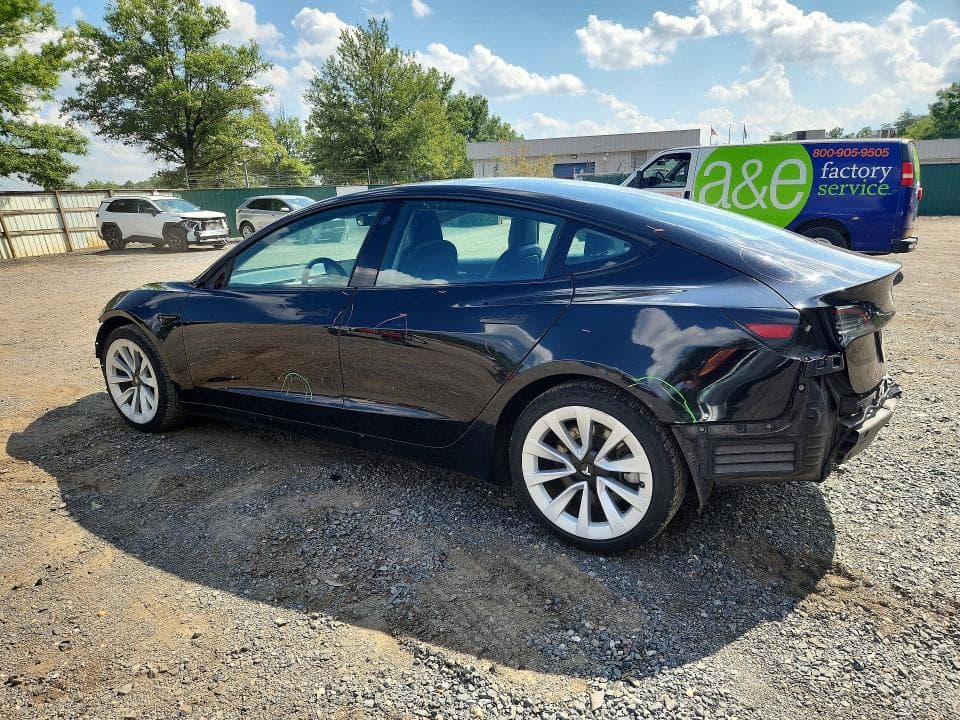 2023 TESLA MODEL 3 2