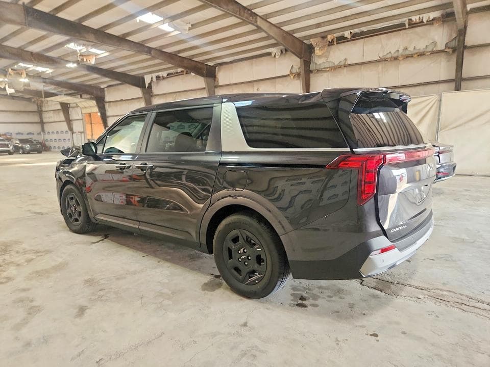 2026 KIA CARNIVAL LXS 2