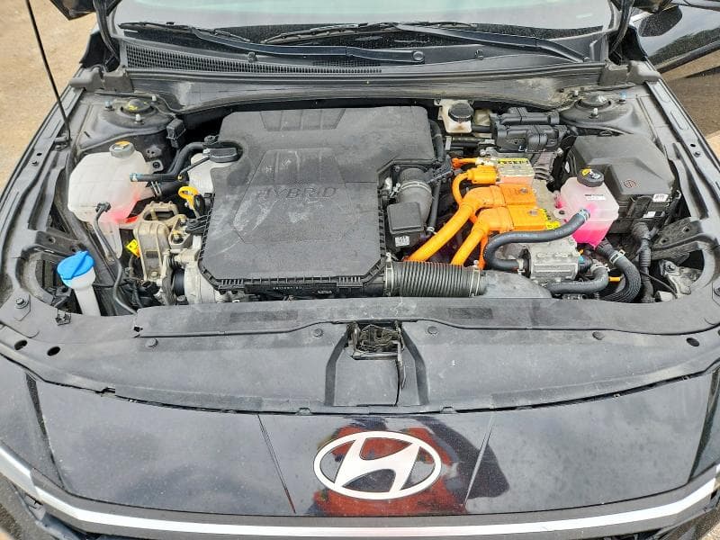 2025 HYUNDAI ELANTRA LIMITED 11