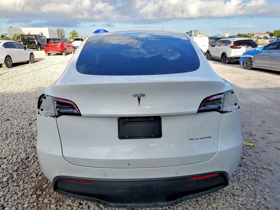 2020 TESLA MODEL Y 6