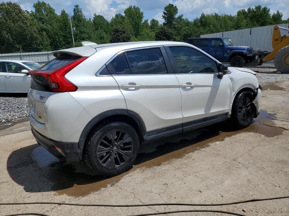 2020 MITSUBISHI ECLIPSE CROSS LE 3