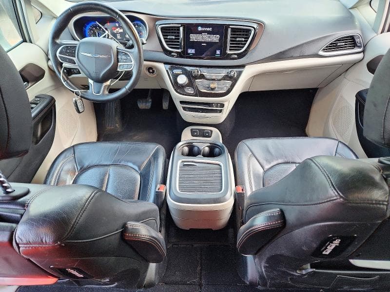 2017 CHRYSLER PACIFICA TOURING L PLUS 8