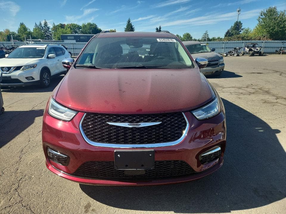 2022 CHRYSLER PACIFICA LIMITED 5
