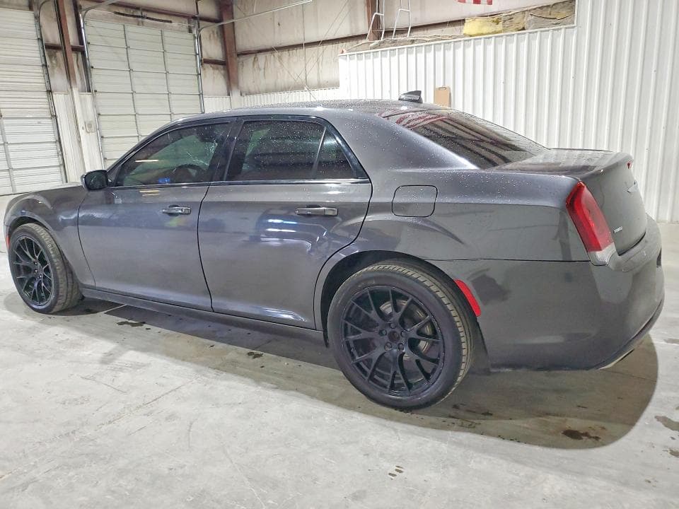2019 CHRYSLER 300 S 2