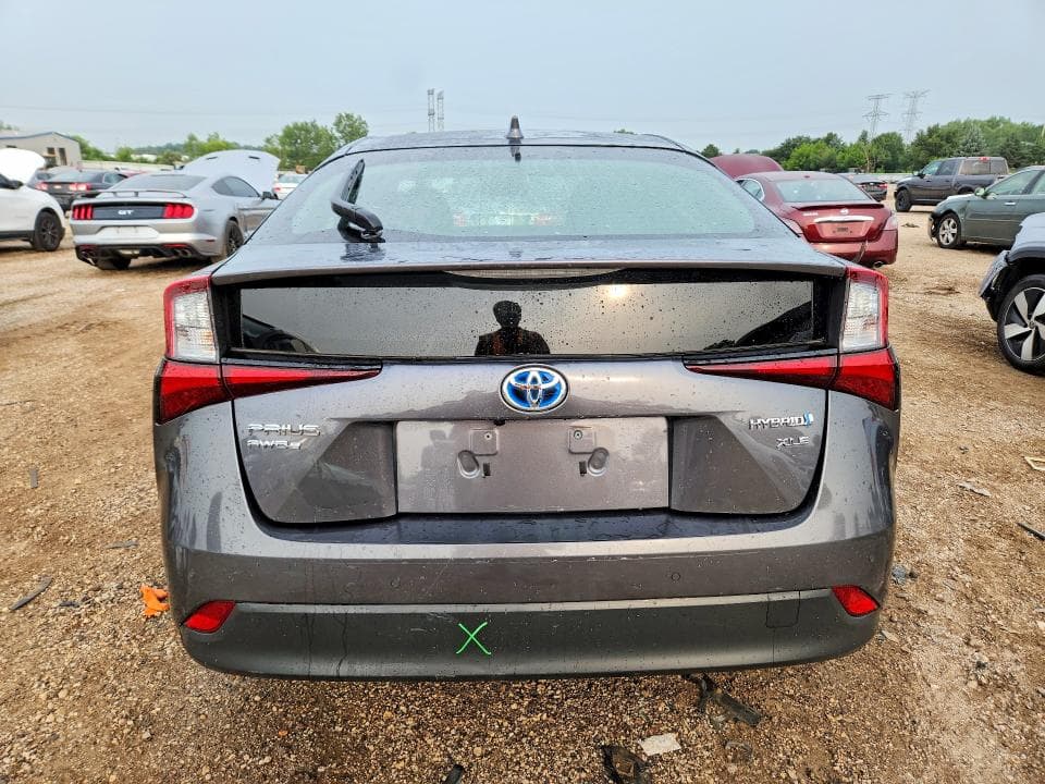2020 TOYOTA PRIUS XLE AWD-E 6