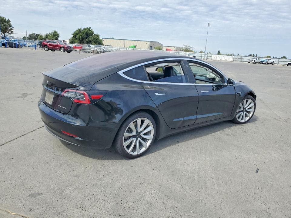 2018 TESLA MODEL 3 3