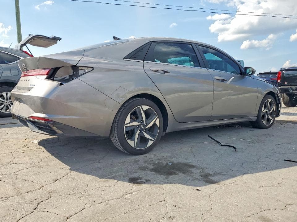 2023 HYUNDAI ELANTRA LIMITED 3