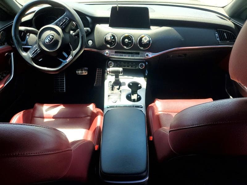 2021 KIA STINGER GT1 8
