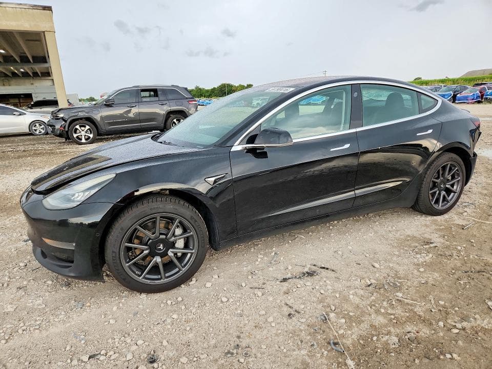2018 TESLA MODEL 3 - 1
