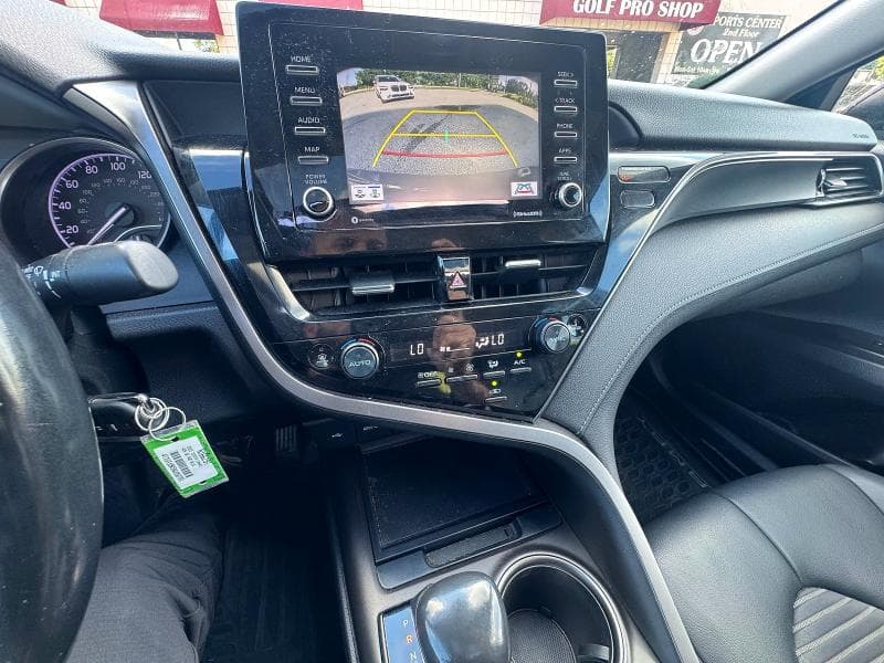 2022 TOYOTA CAMRY SE 12