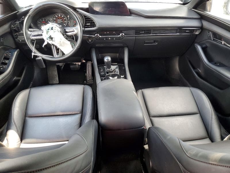 2019 MAZDA 3 8