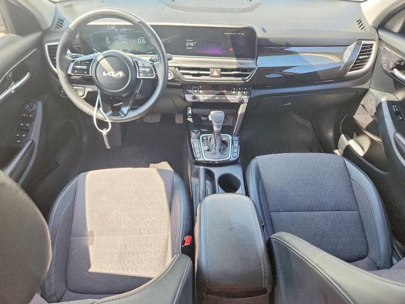 2025 KIA SELTOS S 8