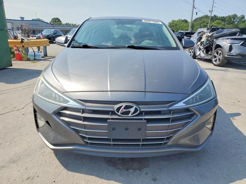 2020 HYUNDAI ELANTRA SEL 5