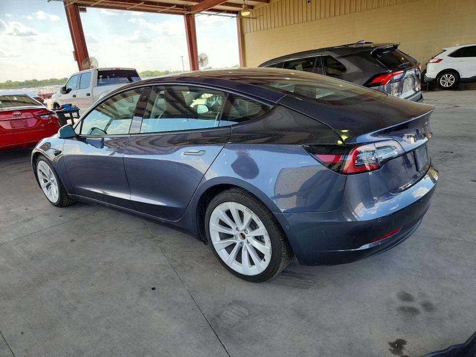 2022 TESLA MODEL 3 2