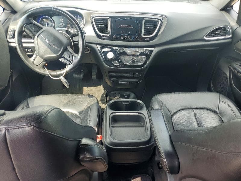 2020 CHRYSLER PACIFICA TOURING L 8