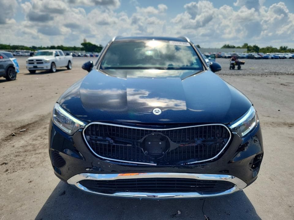 2025 MERCEDES-BENZ GLC 300 5