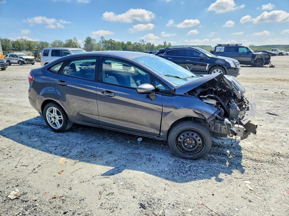 2019 FORD FIESTA SE 4