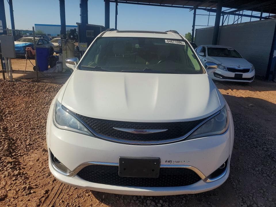 2019 CHRYSLER PACIFICA LIMITED 5