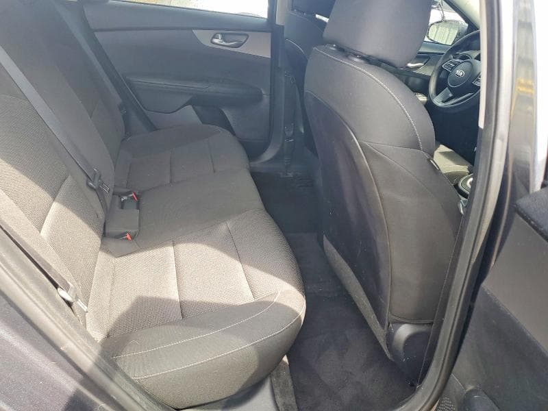 2019 KIA FORTE FE 10